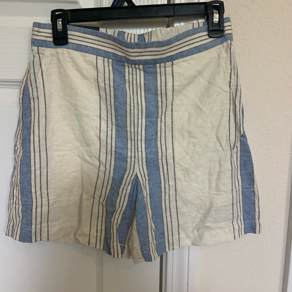 NWT Banana Republic Striped Blue and White Shorts Women’s Small